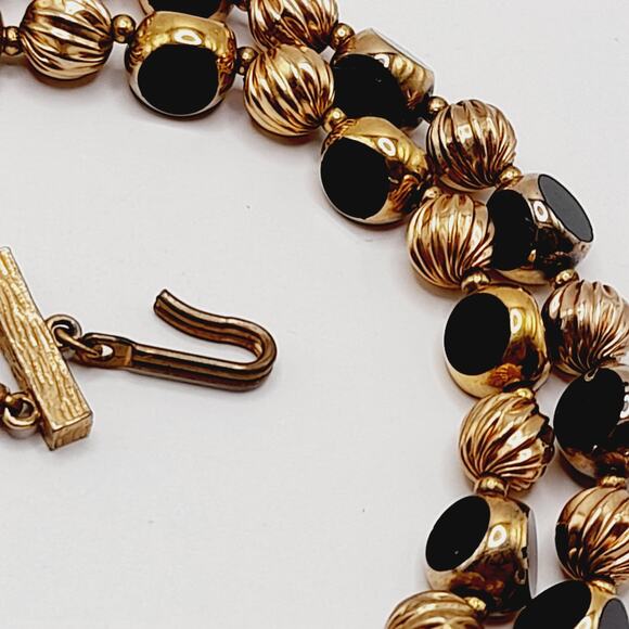 Vintage Two Strand Gold Plated & Black Bead Necklace 16” including Extender - Picture 13 of 13